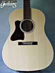 Photo Reference acoustic Collings guitar for lefties model CJ35