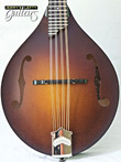Photo Reference Collings mandolin for lefties model MT Sunburst