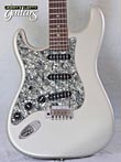 Photo Reference used lefty guitar electric Fender Stratocaster American Deluxe Inca Silver 2004