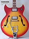 Photo Reference vintage electric 1967 Gibson guitar for lefties model Barney Kessel Cherry Burst
