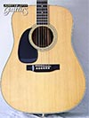 Photo Reference vintage left hand guitar acoustic Martin D-35 1975