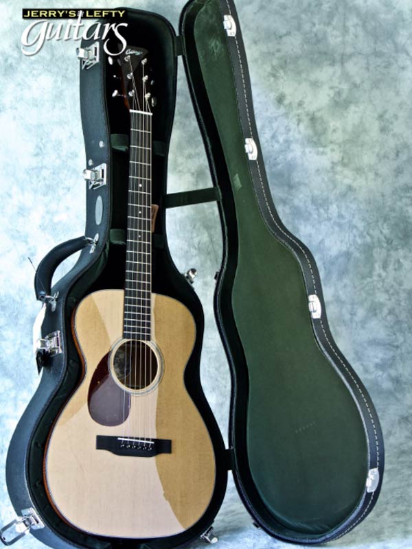 sale guitar for lefthanders new acoustic Collings 01 Custom No.506 Case View
