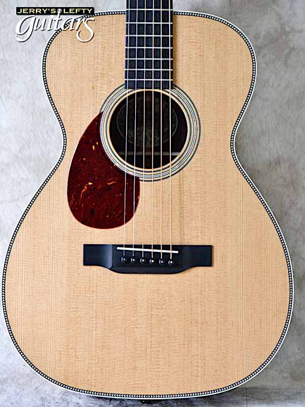 sale guitar for lefthanders new acoustic Collings 02H Custom No.574 Close-up View