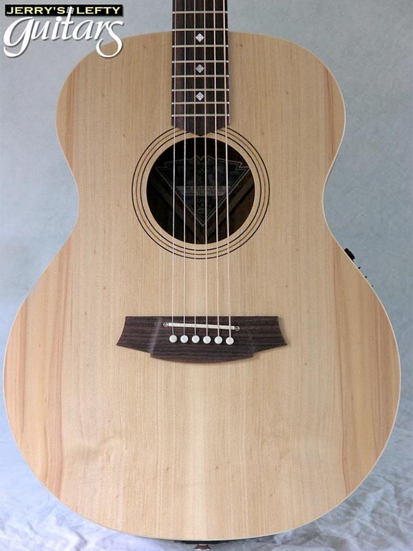 for sale left hand guitar new acoustic Cole Clark AN2A3 Close-up view