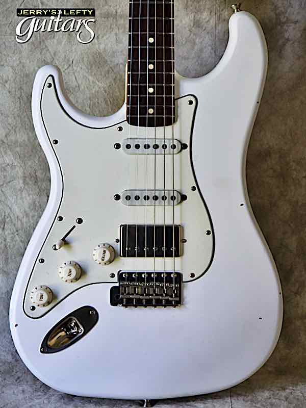 sale guitar for lefthanders new light relic electric LsL Saticoy One B Vintage White No.485 Close-up View