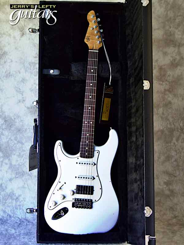 sale guitar for lefthanders new light relic electric LsL Saticoy One B Vintage White No.485 Case View
