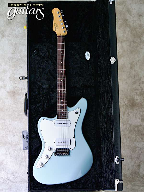 sale guitar for lefthanders new electric Suhr Classic JM Sonic Blue No.374 Case View