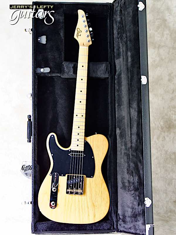 sale guitar for lefthanders new electric Suhr Classic T Vintage Natural No.561 Case View