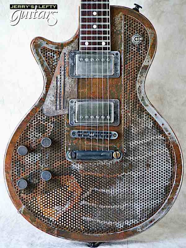 sale guitar for lefthanders used electric Trussart Rust O Matic Holey SteelDeville No.165 Close-up View