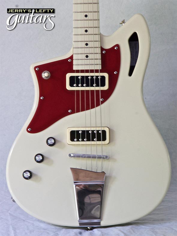 for sale left hand guitar new electric Tyyster Pelti Reverse Red Close-up view